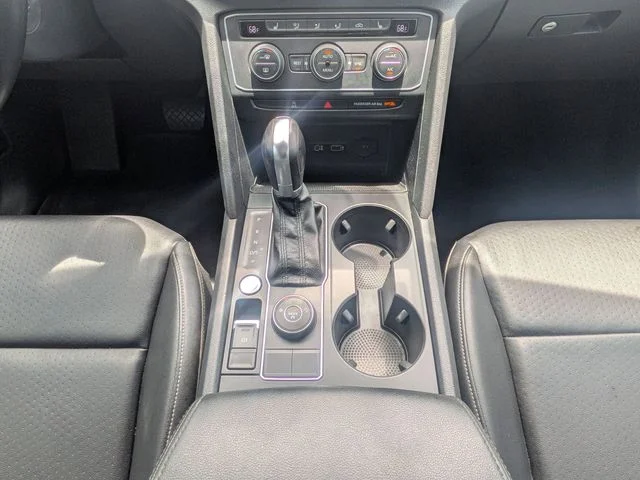 Certified Used 2019 Silver Volkswagen 3.6L V6 SE image 19