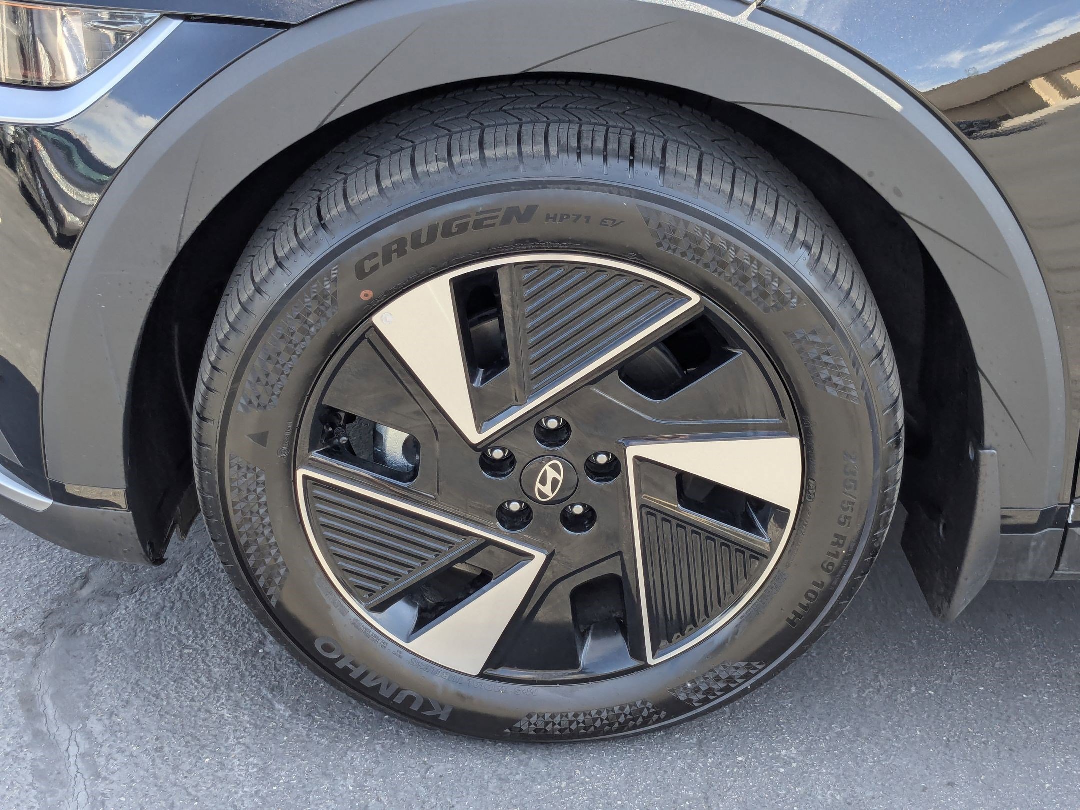 2026 Hyundai IONIQ 5 SEL - Photo 11