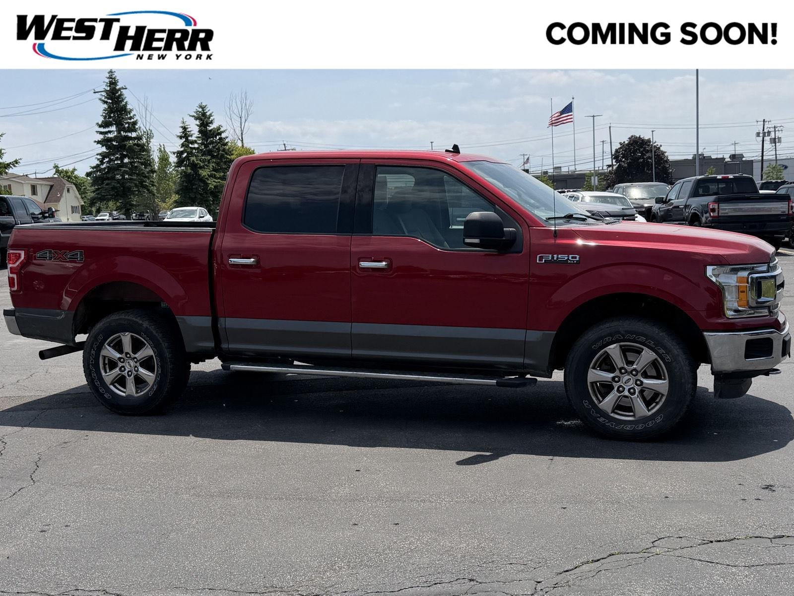 Used 2020 Rapid Red Metallic Tinted Clearcoat/Magnetic Ford XLT image 1