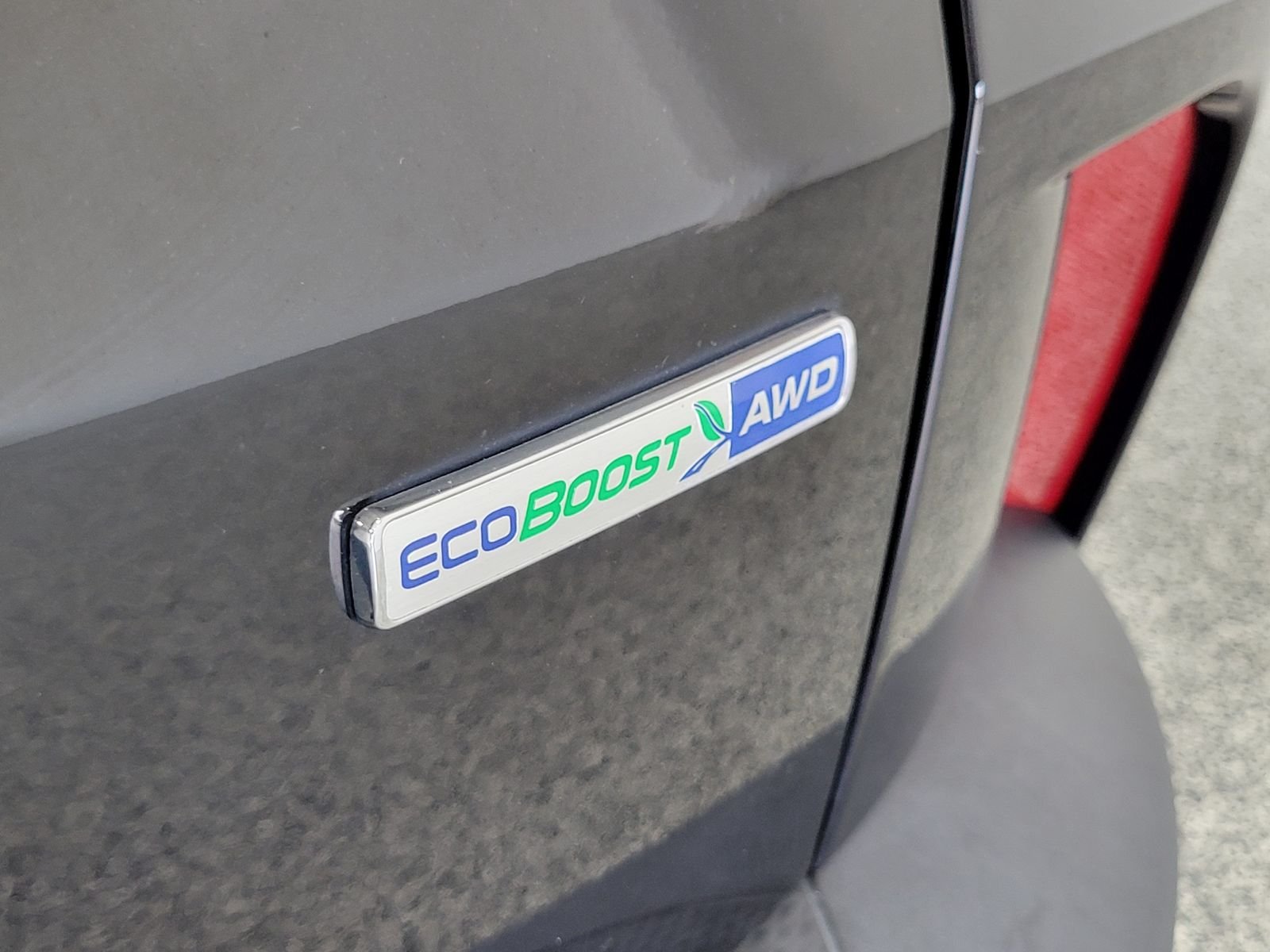 Used 2020  Ford SE image 32