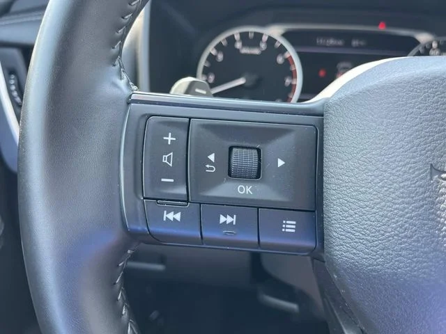 Used 2025 Blue Nissan SV image 30