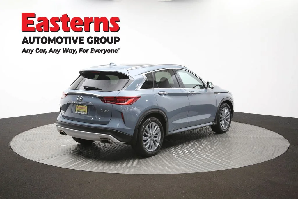 Used 2023 Gray INFINITI LUXE image 43