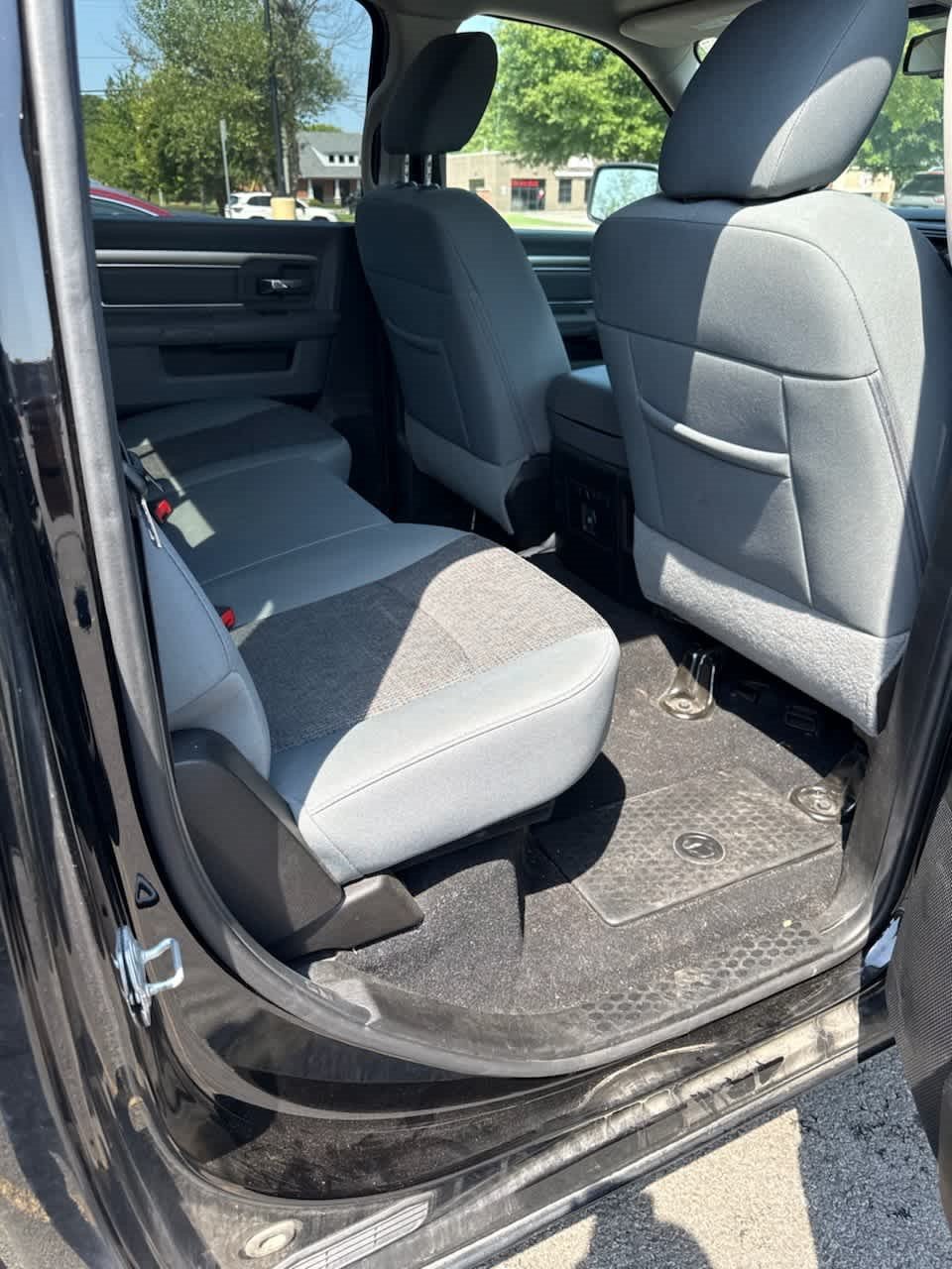 Used 2019 Diamond Black Crystal Pearlcoat RAM Big Horn image 5
