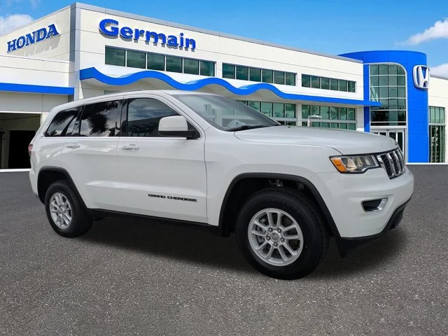 Used 2020 Bright White Clearcoat Jeep Laredo image 3