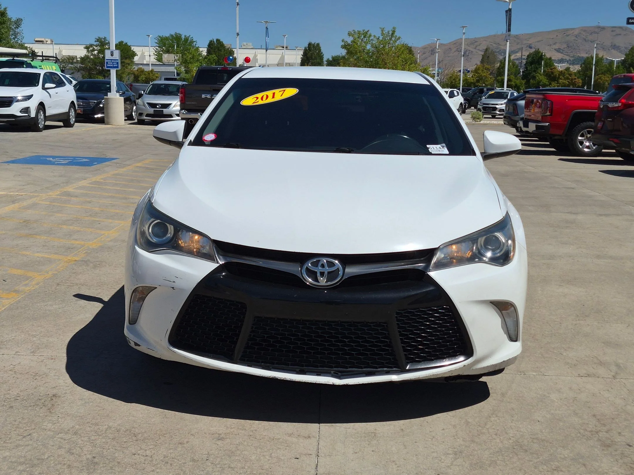 Used 2017 Super White Toyota SE image 8