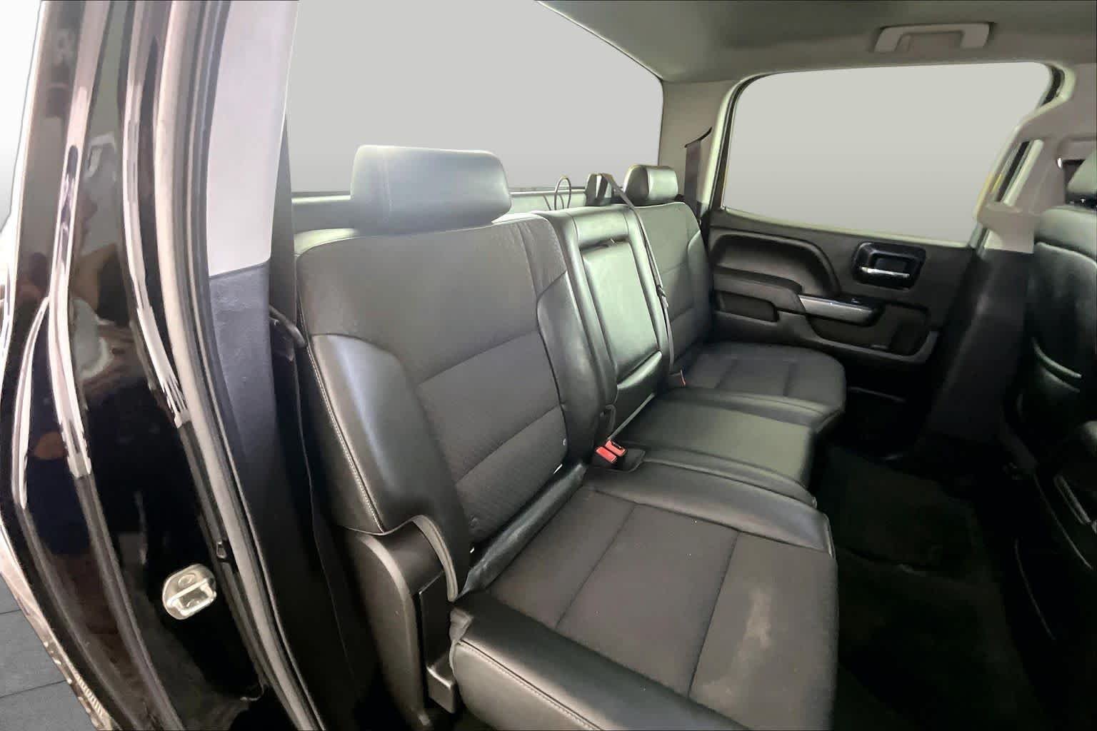 Used 2014 Onyx Black GMC SLE image 19