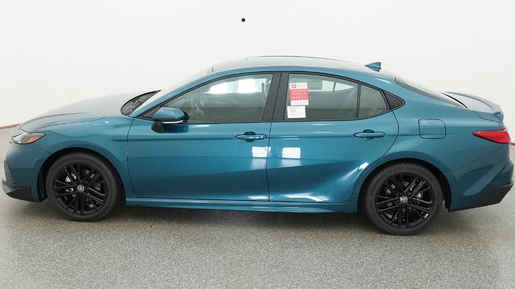 New 2026 Ocean Gem Toyota SE image 19