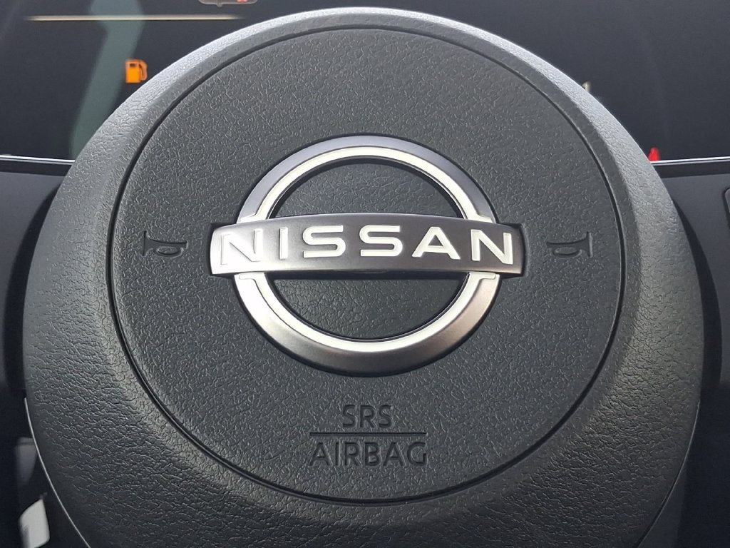 New 2027 Deep Blue Pearl Nissan SR image 6