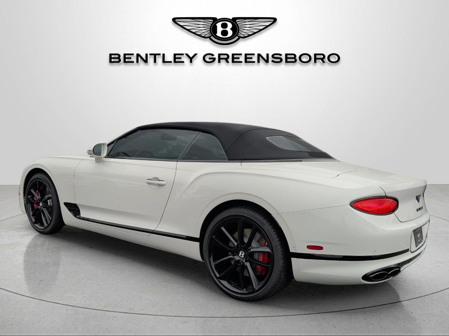 Used 2021 Ghost White Pearlescent by Mulliner Bentley GT V8 image 3