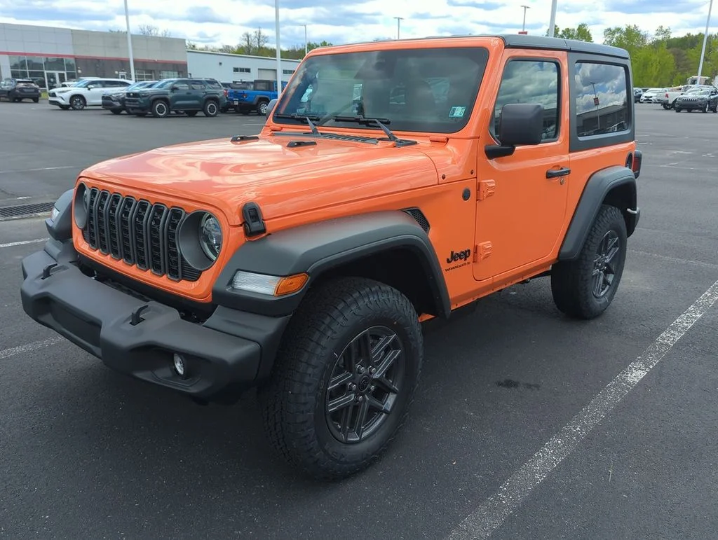 New 2026 Joose Jeep Sport S image 4