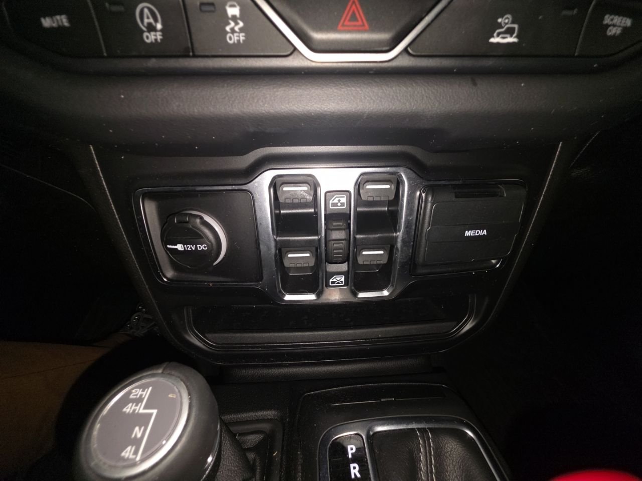 2025 Jeep Gladiator High Tide - Photo 27