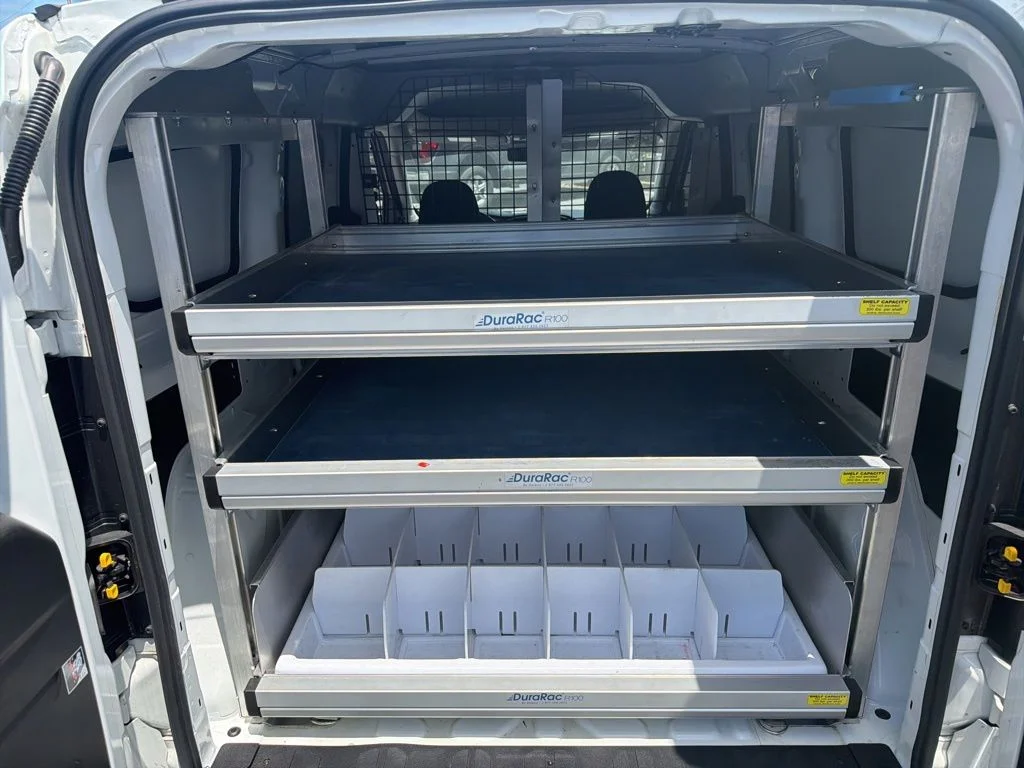 Used 2022 White Ram Base image 9