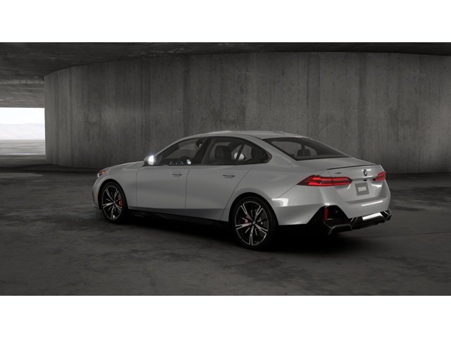 New 2027 Brooklyn Grey Metallic BMW 530i xDrive image 2