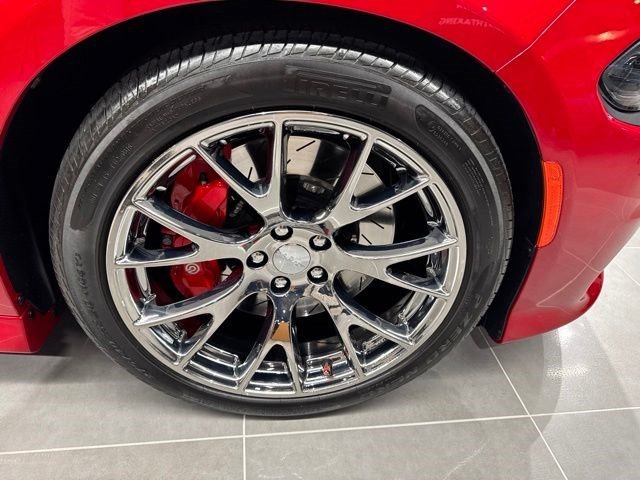 Used 2016 Redline Red Tricoat Pearl Dodge SRT Hellcat image 12