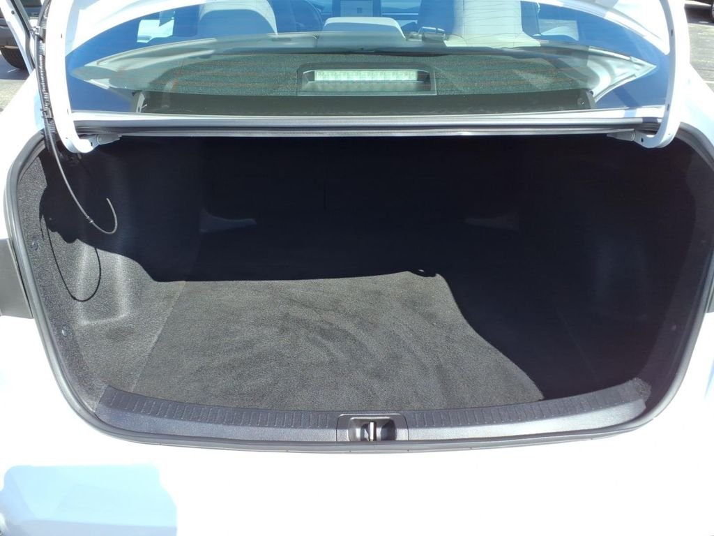 Used 2024 Ice Cap Toyota SE image 14