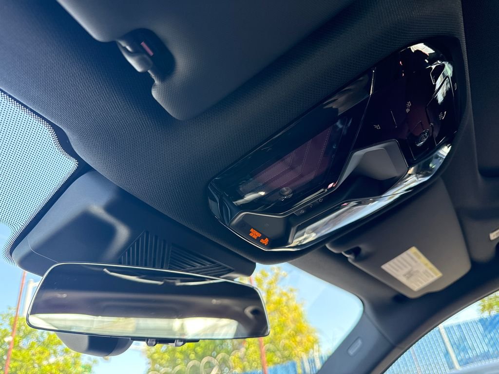 New 2027 Gray BMW xDrive40 image 30