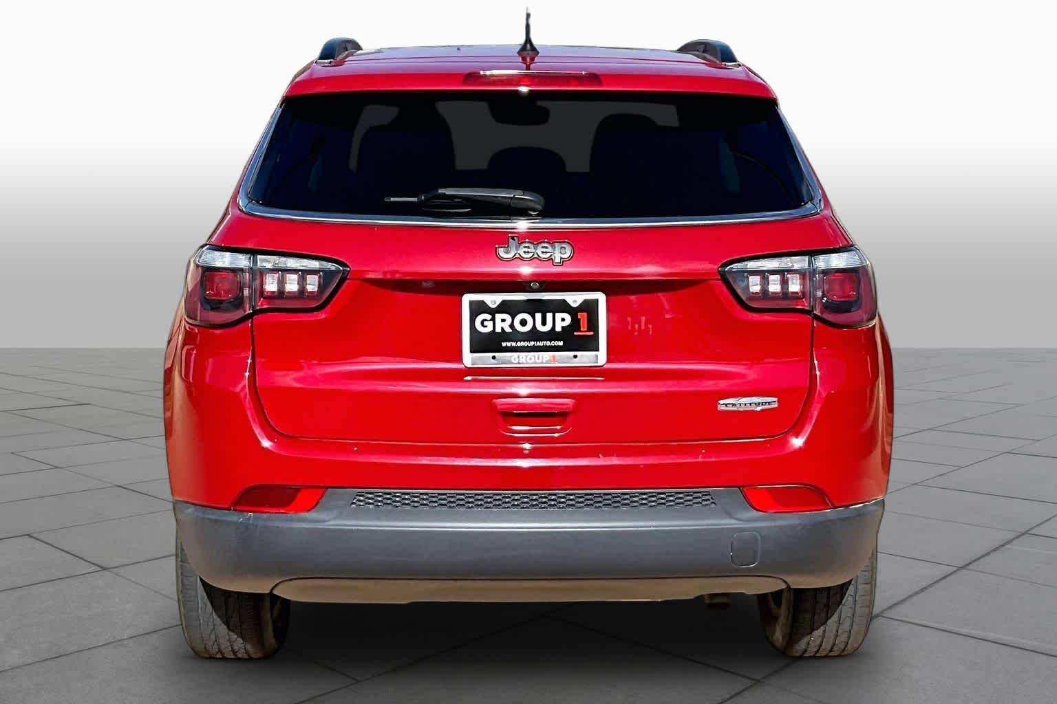Pre-Owned 2018 Jeep Compass Latitude