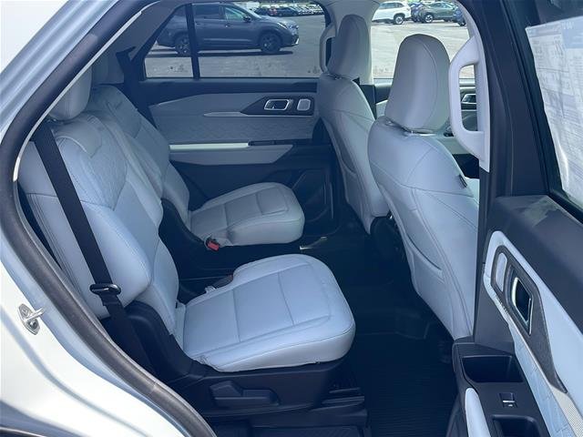 New 2026 Space White Metallic Ford Platinum™ image 58