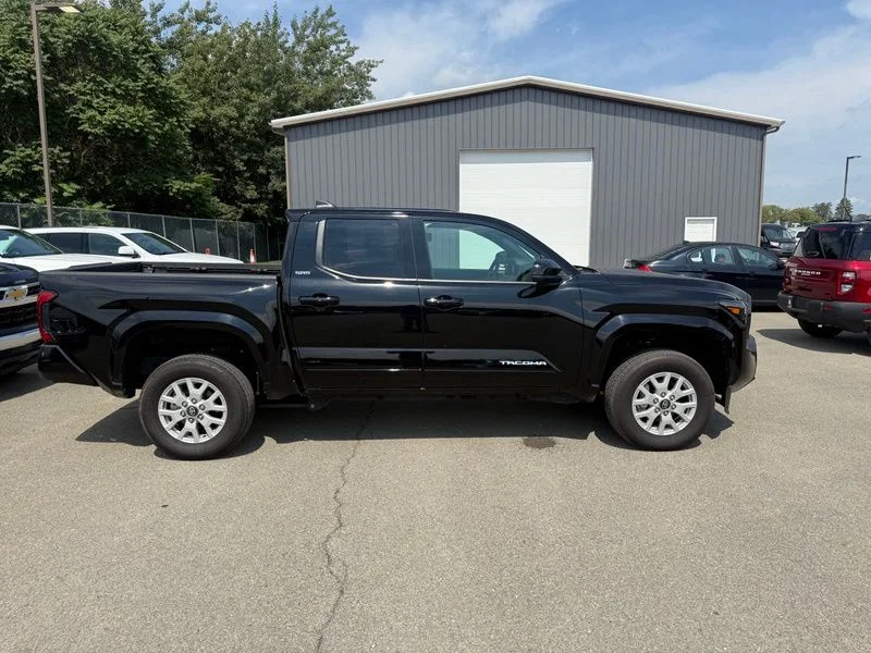 Used 2025 Black Toyota SR5 image 11
