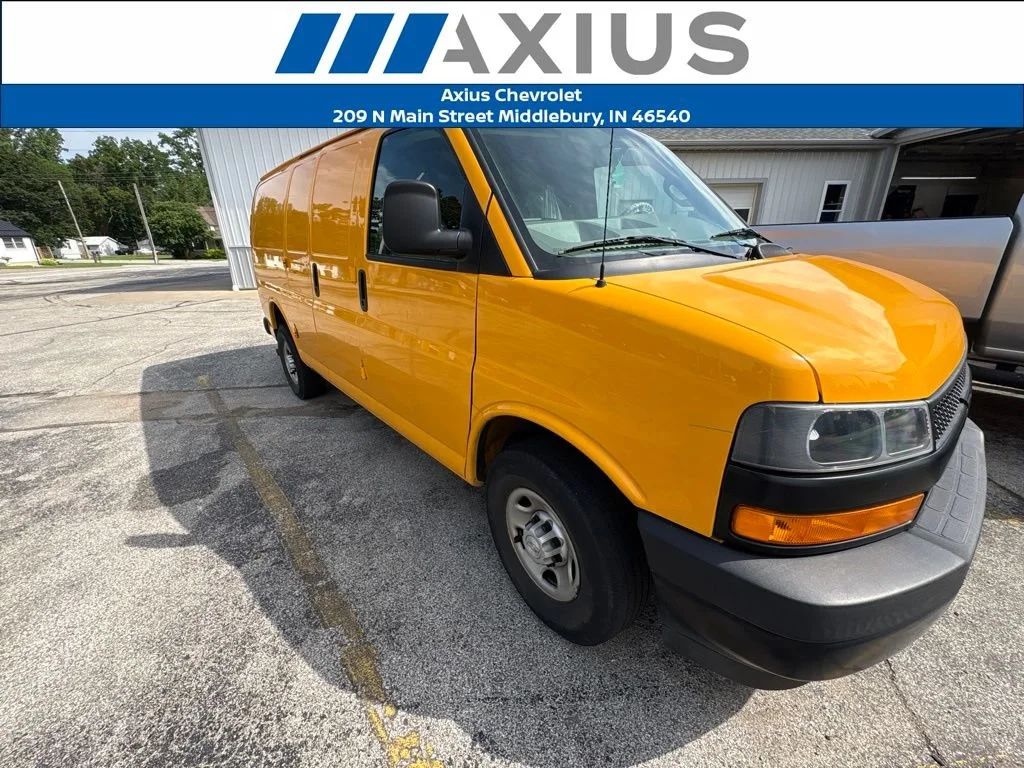 Used 2018 SPECIAL PAINT Chevrolet  image 1