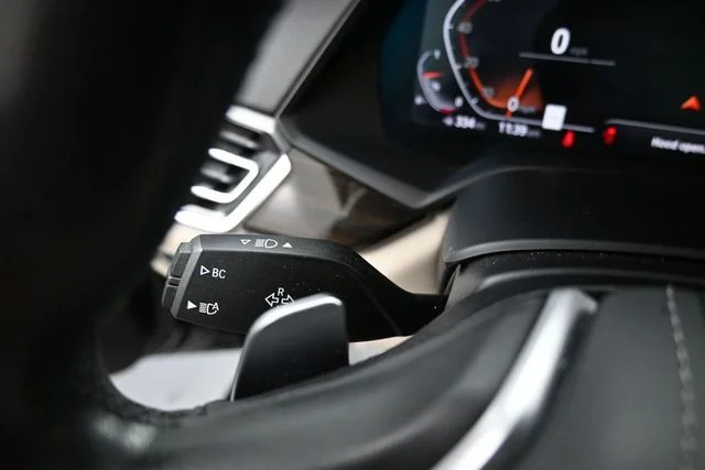 Used 2020 Black BMW sDrive40i image 36