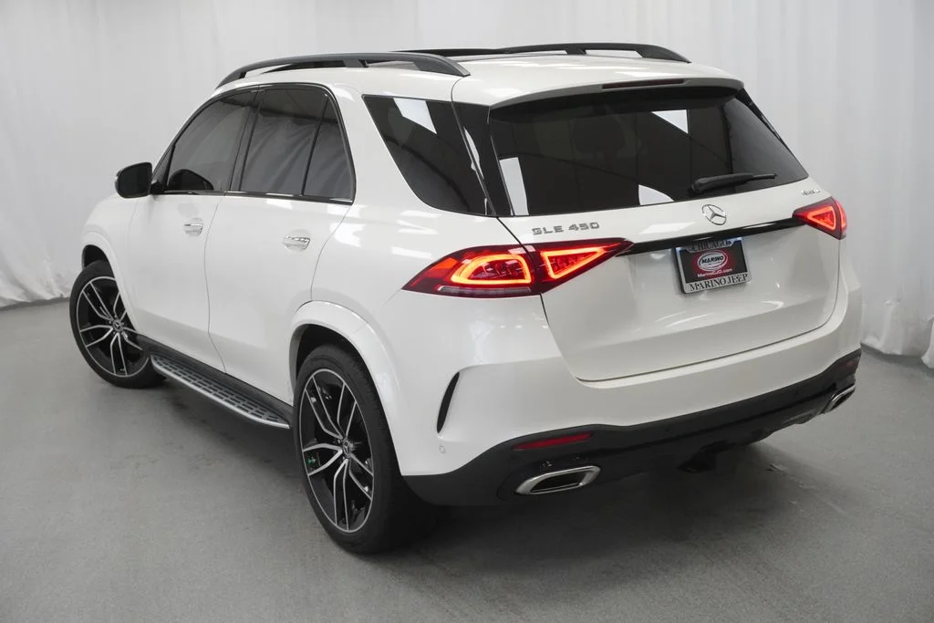 Used 2022 White Mercedes-Benz GLE 450 4MATIC® image 11