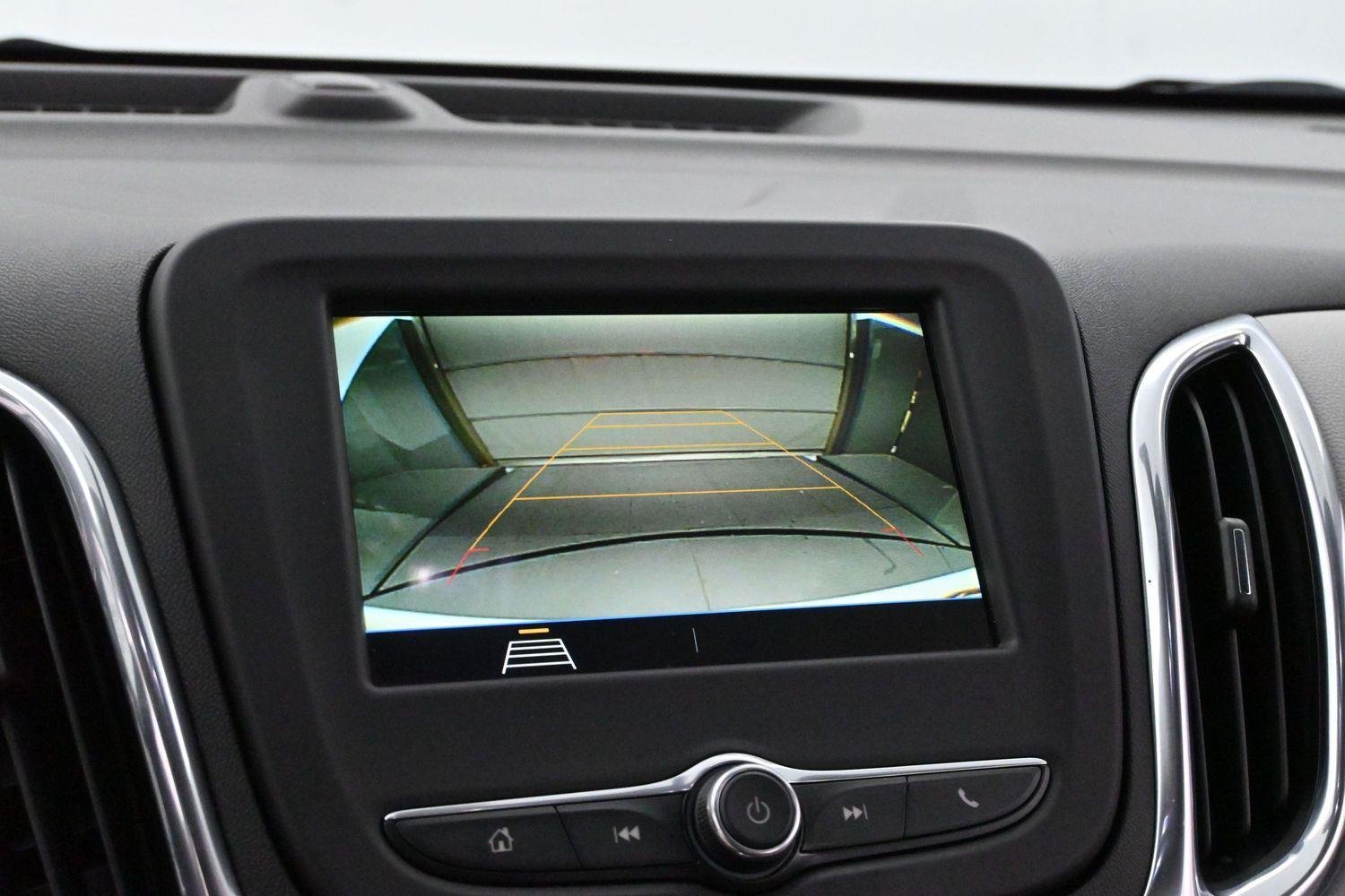 Used 2019 SUMMIT WHITE Chevrolet LS image 20