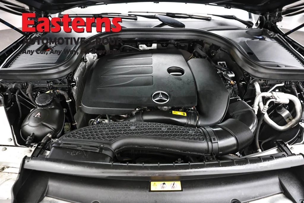 Used 2021 Black Mercedes-Benz GLC 300 image 7