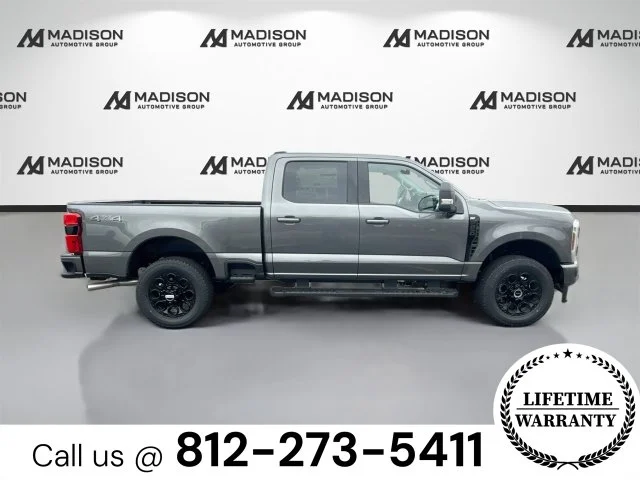 New 2027 Gray Ford XLT image 4