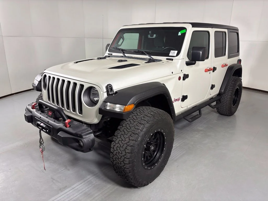Used 2023 Red Jeep Rubicon image 4