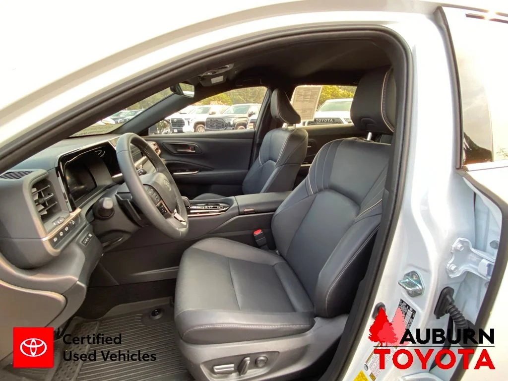 Certified Used 2026 Oxygen White Toyota XLE image 33