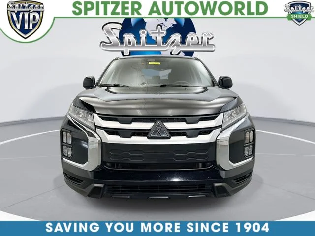Used 2022  Mitsubishi 2.0 SE image 5