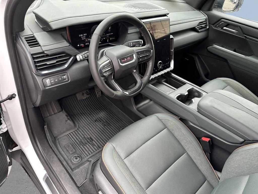 2025 GMC Acadia AT4 - Photo 12