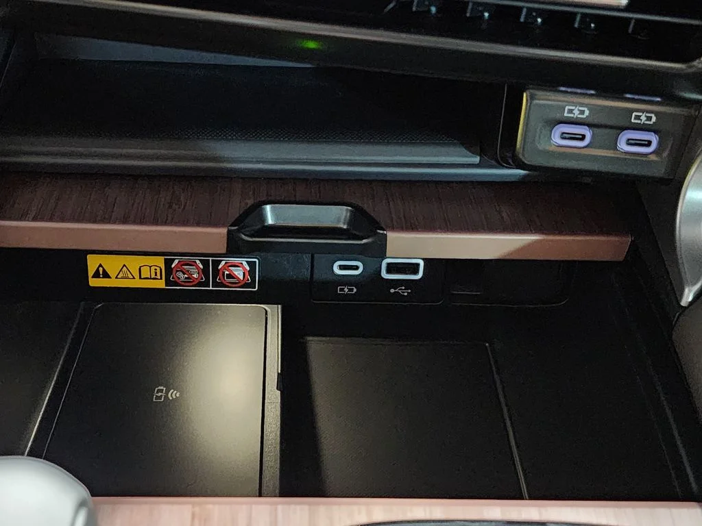 New 2026  Lexus 450h+ Luxury image 30