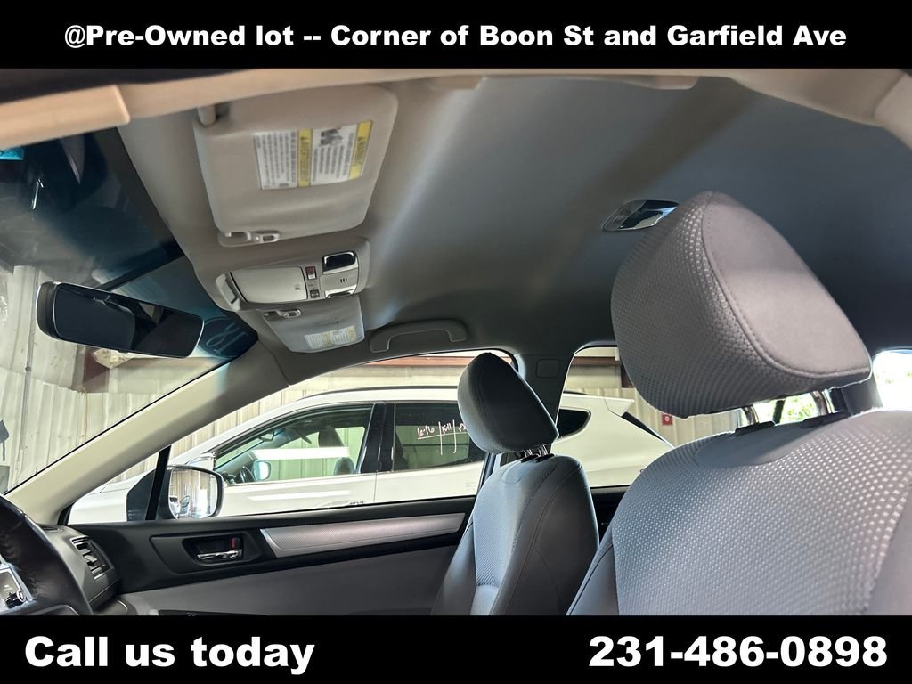 Used 2018 Gray Subaru 2.5i Premium image 13