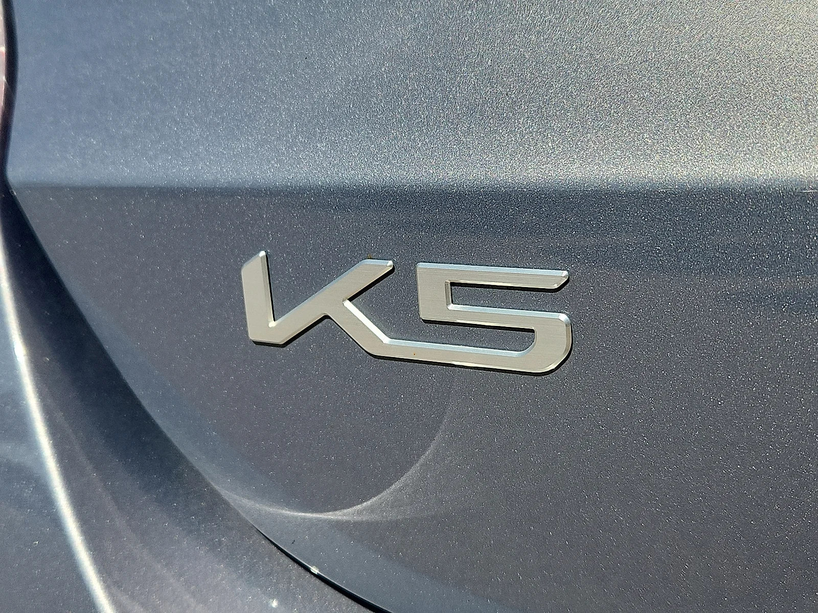 Used 2023 Silver Kia LXS image 8