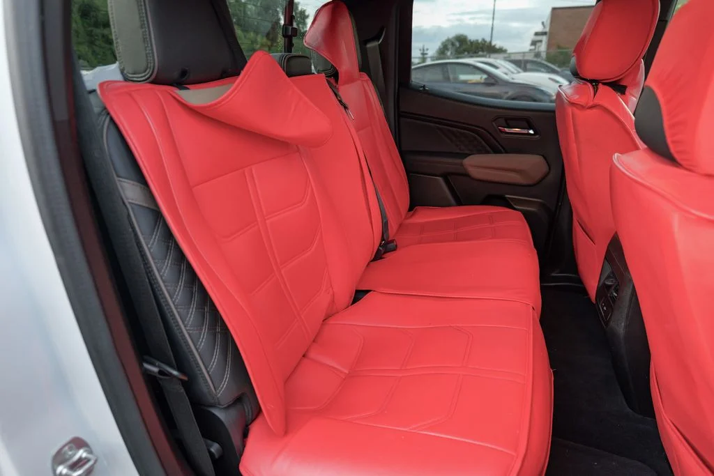 Used 2024 Summit White GMC Denali image 33