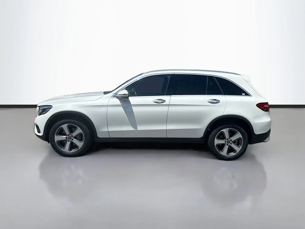 Used 2018 White Mercedes-Benz GLC 300 image 6