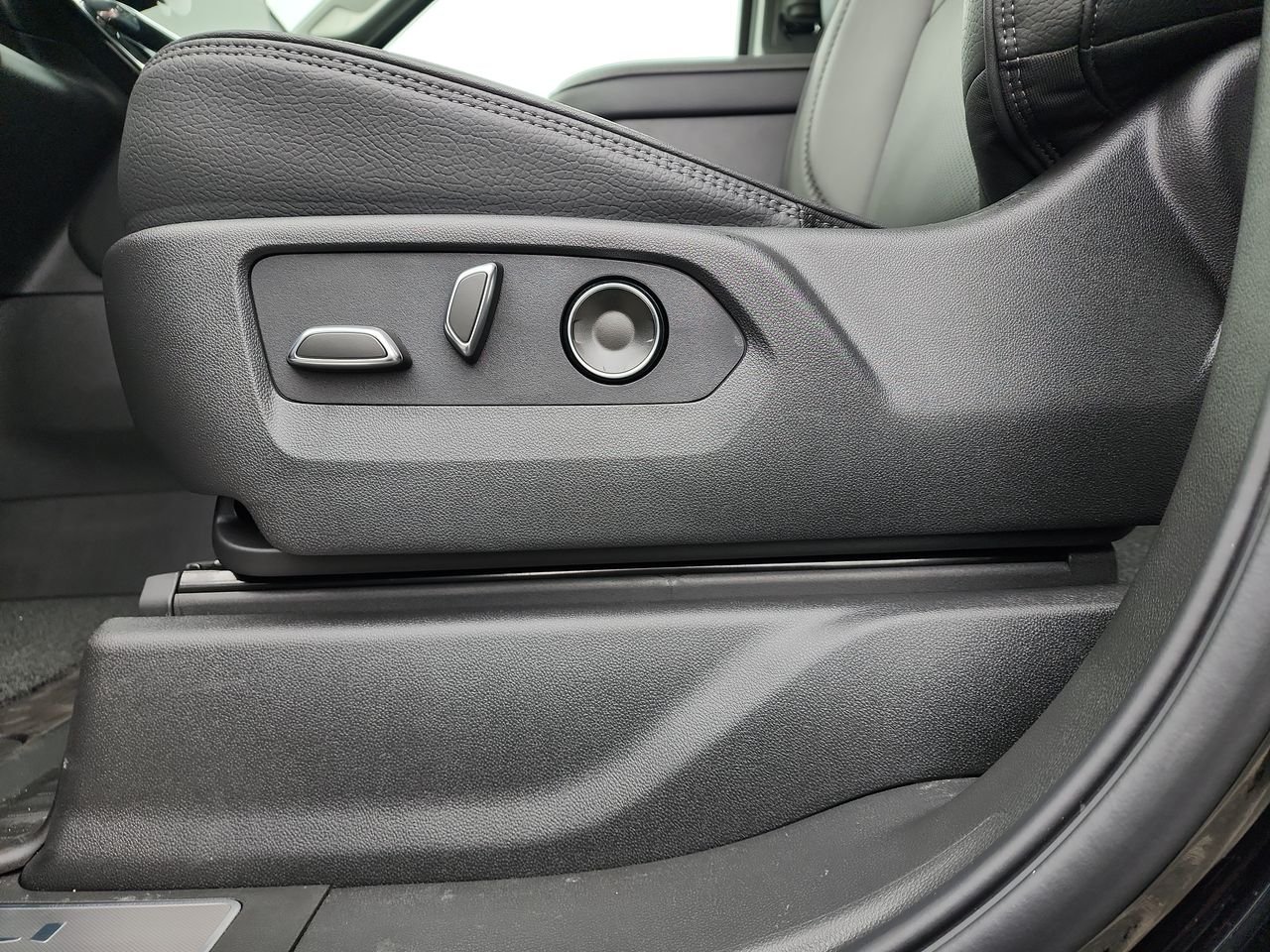 2026 GMC Sierra 1500 Denali - Photo 12