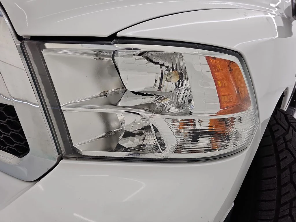 Used 2019 White Ram SLT image 35