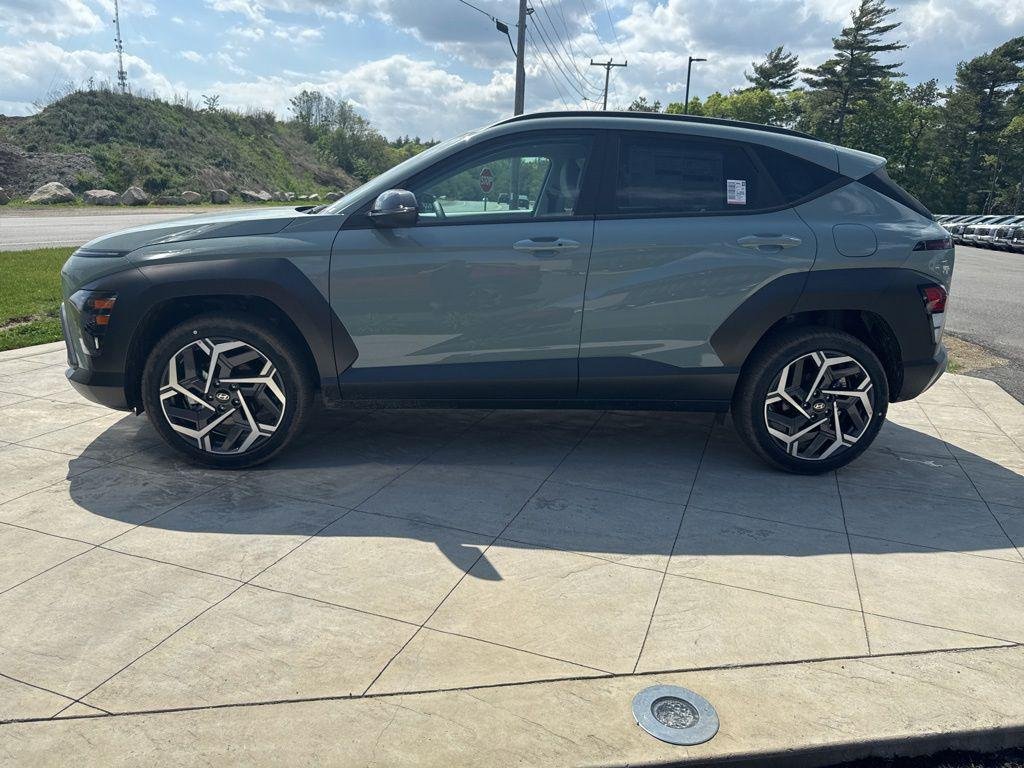 New 2026 Green Hyundai SEL Premium AWD image 4