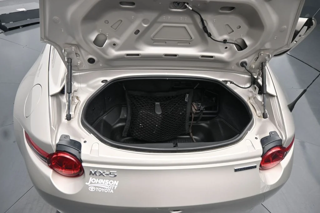 Used 2022 Silver Mazda Grand Touring image 13