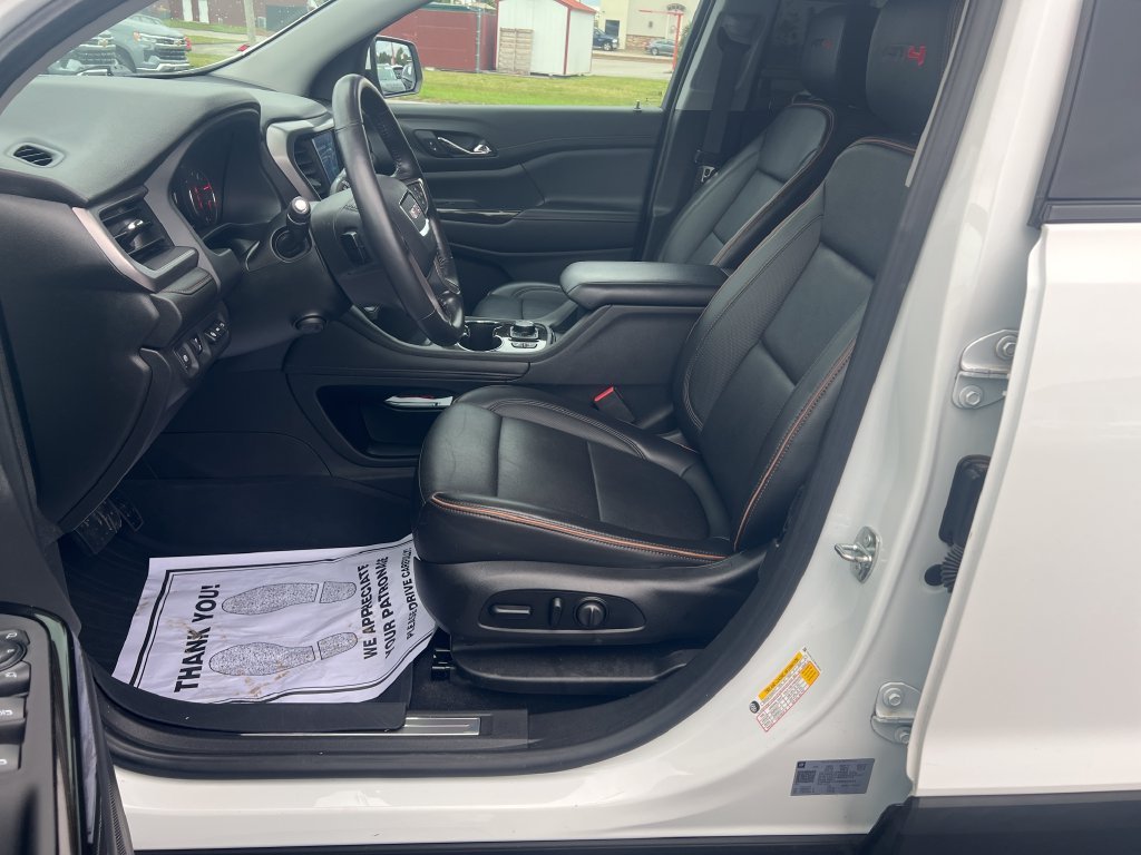 Used 2021 White GMC AT4 image 10