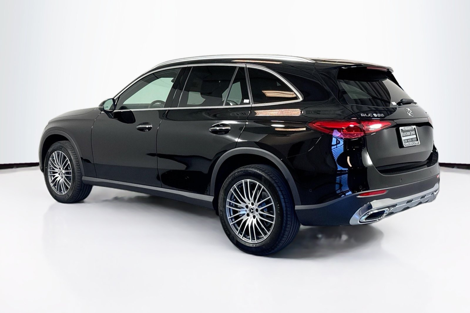 New 2026 Black Mercedes-Benz GLC 300 image 7