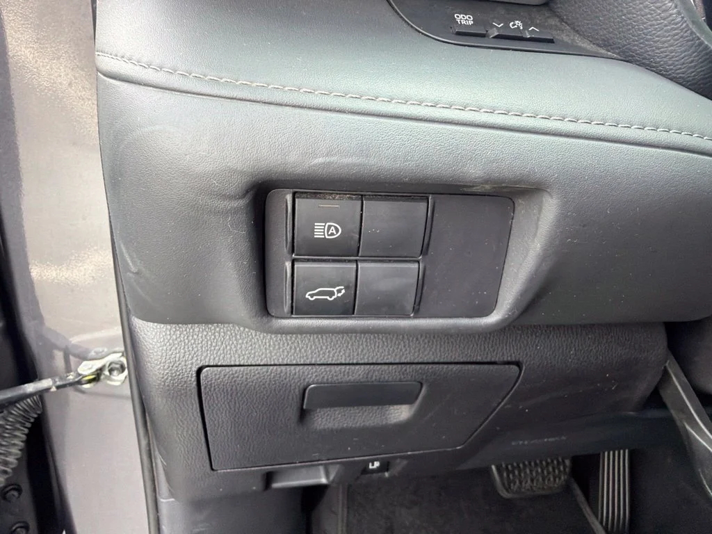 Used 2022 Magnetic Gray Metallic Toyota LE image 24