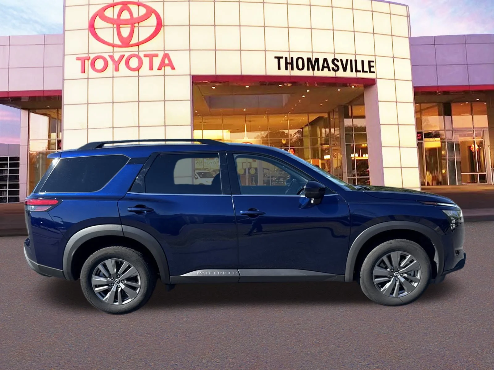 Used 2025 Deep Ocean Blue Pearl Nissan  image 4