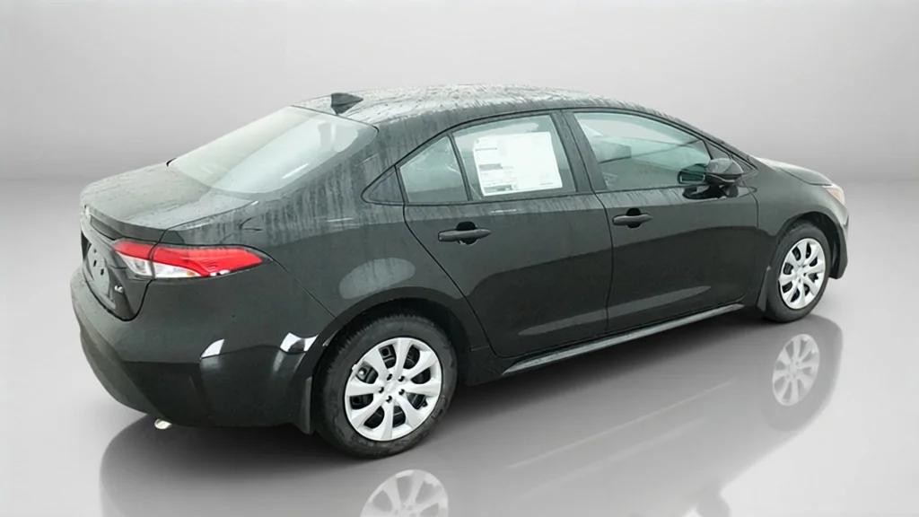 New 2027 Inked Toyota LE image 10