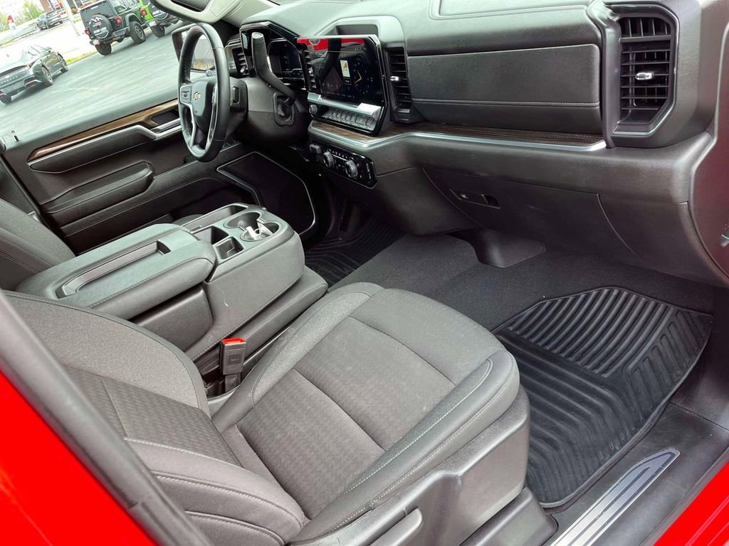 Used 2025 Red Hot Chevrolet LT image 21