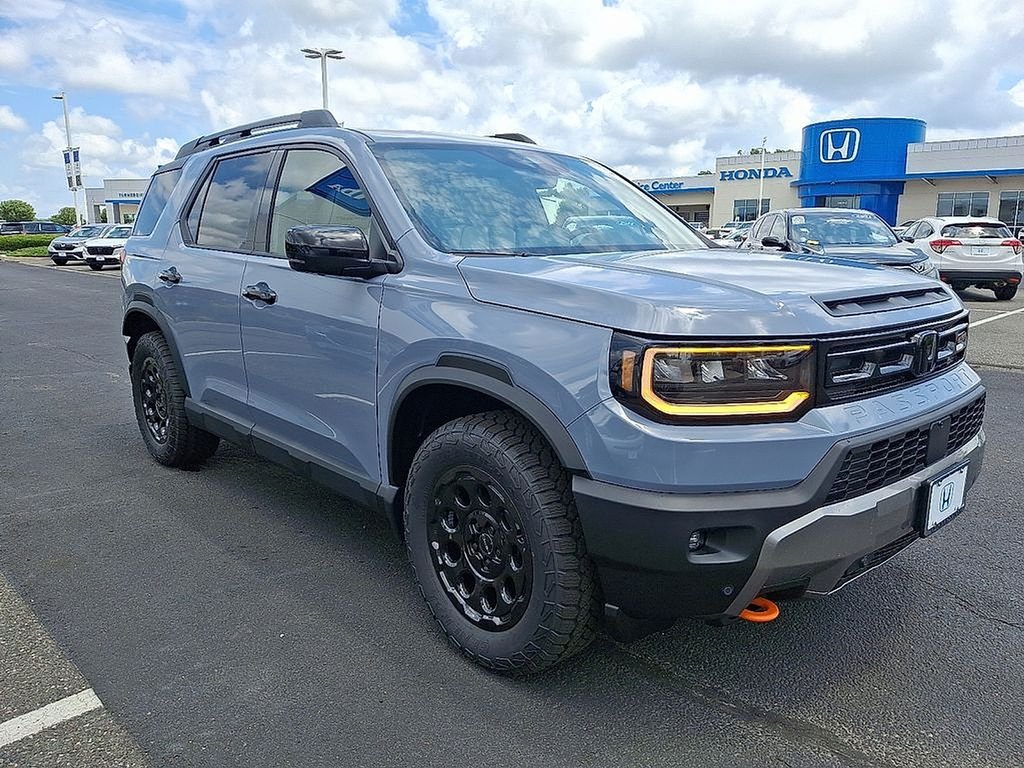 New 2026 Sonic Gray Pearl Honda TrailSport Elite image 2