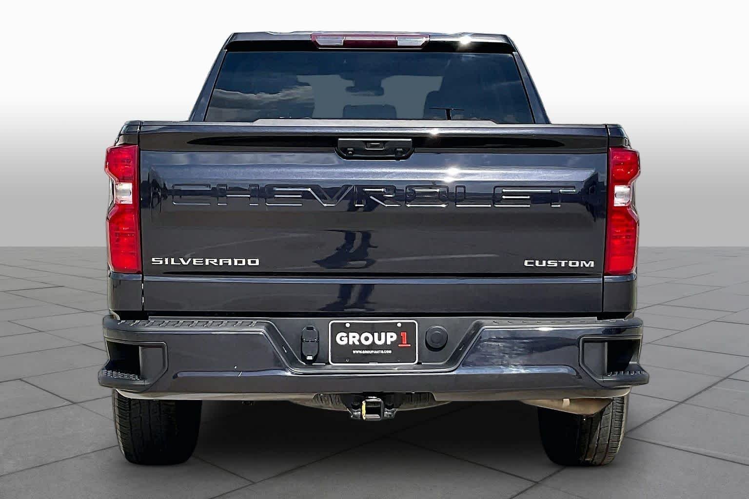 Used 2022 Dark Ash Metallic Chevrolet Custom image 5